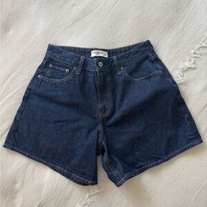 Abercrombie Curve Love Loose Straight Shorts